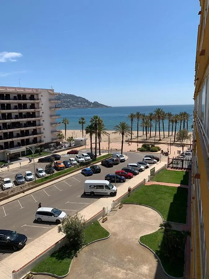 Appartement Première Ligne de mer avec piscine Roses
